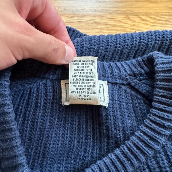 Vintage oversized navy blue LL Bean Sweater - Picture 5 of 8